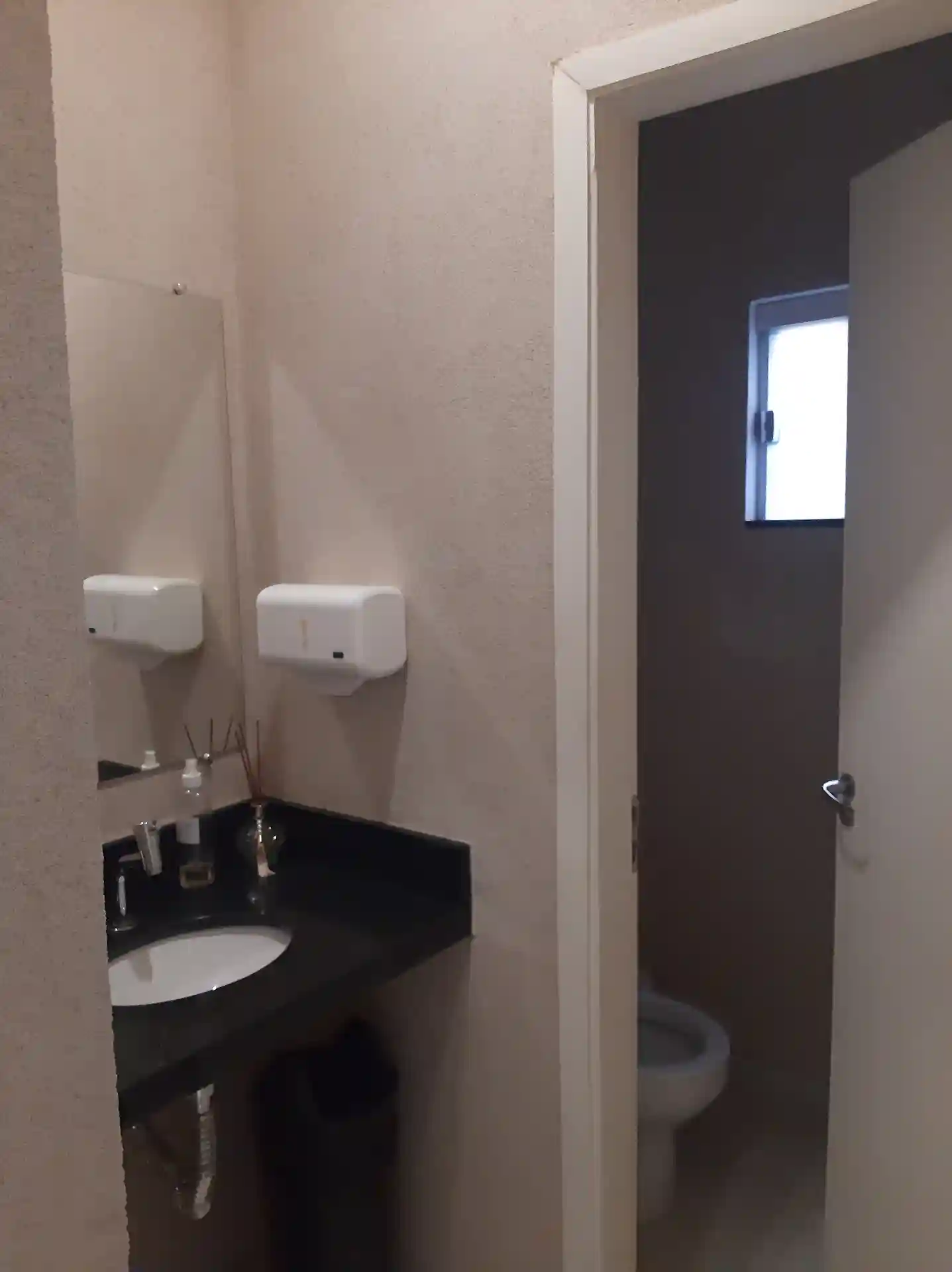 Casa Comercial com 7 quartos à venda, 338m² — foto 7 de 28