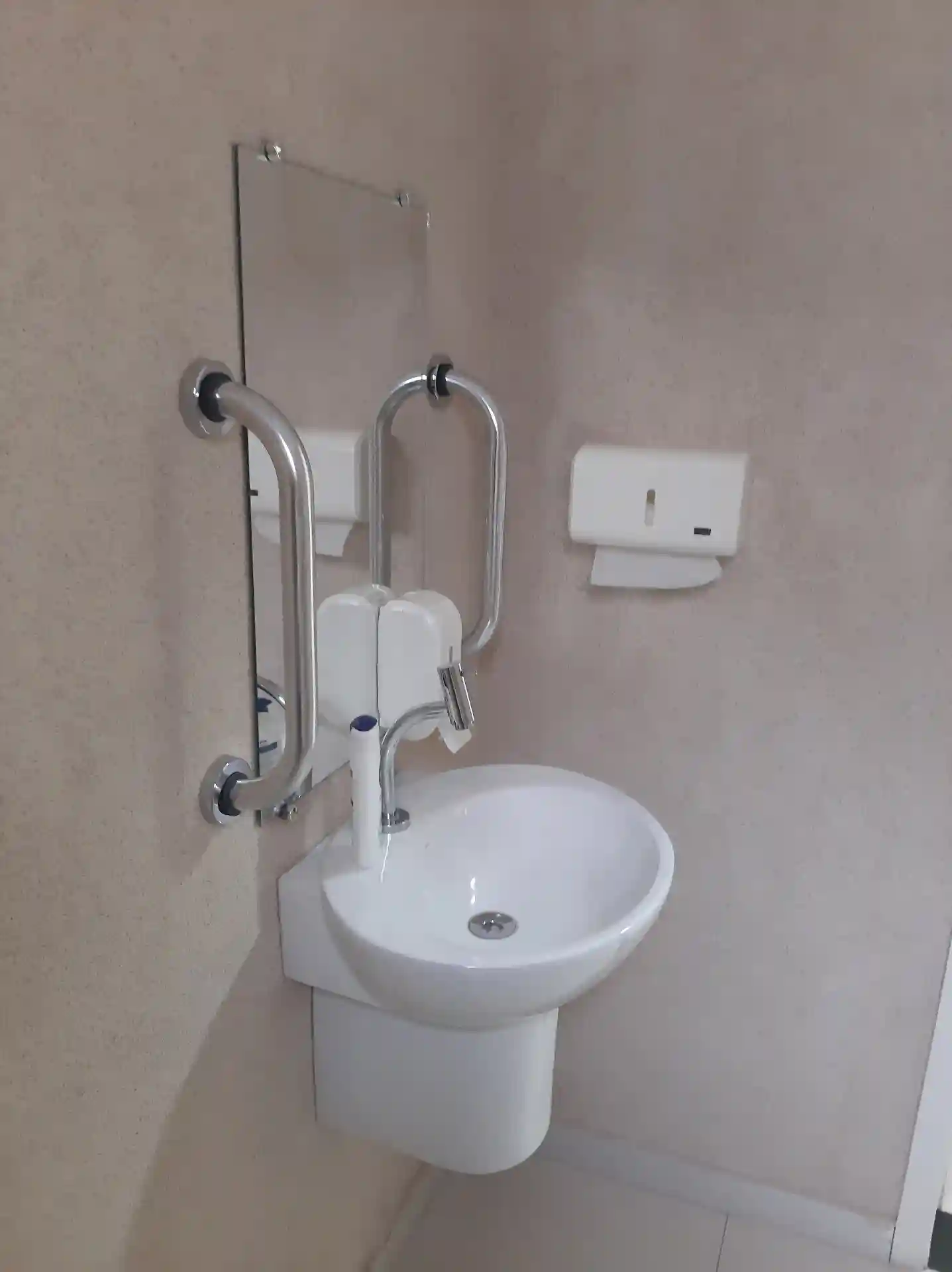Casa Comercial com 7 quartos à venda, 338m² — foto 14 de 28