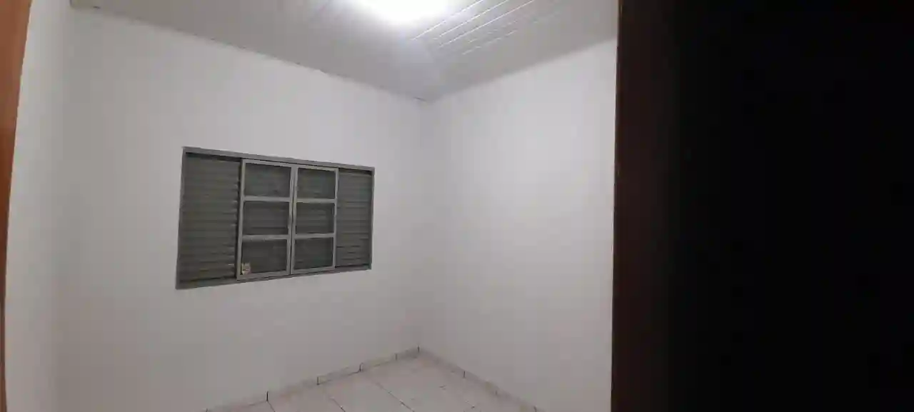 Casa com 3 quartos à venda, 150m² — foto 2 de 13