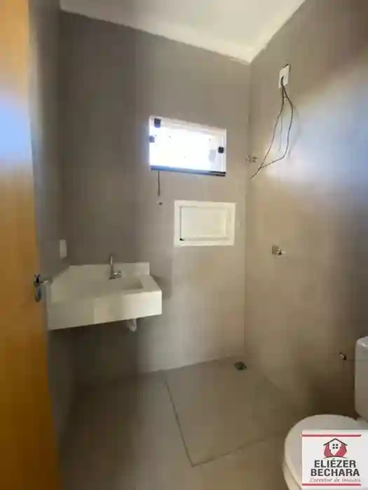 Casa com 2 quartos à venda, 70m² — foto 3 de 6