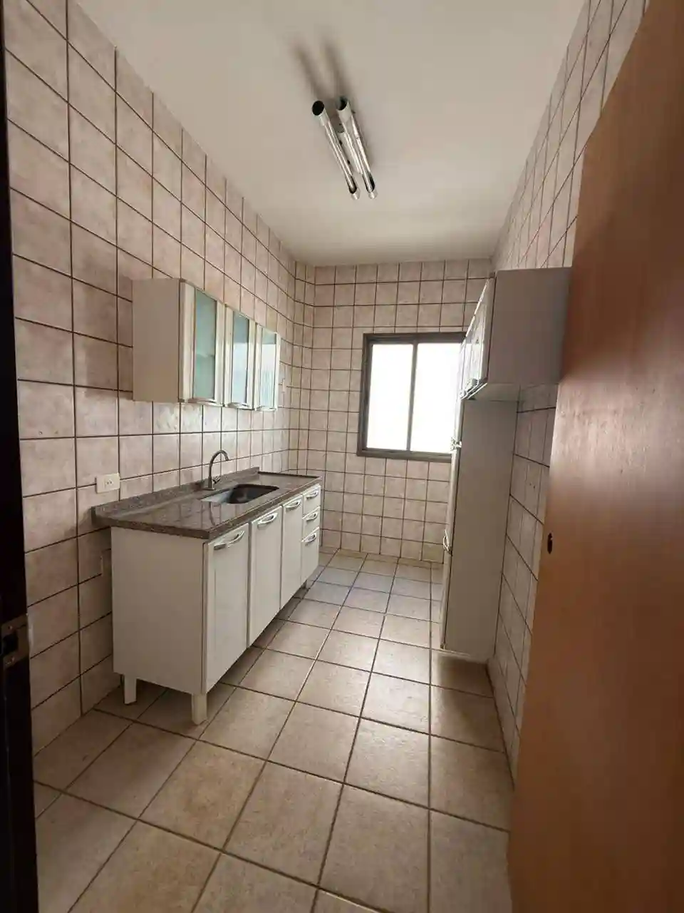 Apartamento com 1 quarto para aluguel, 50m² — foto 6 de 8
