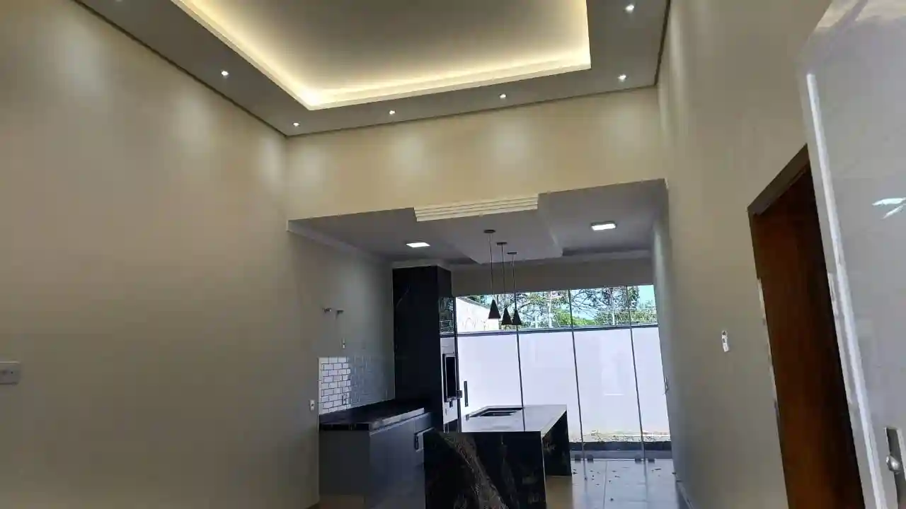 Casa com 3 quartos à venda, 10m² — foto 15 de 26