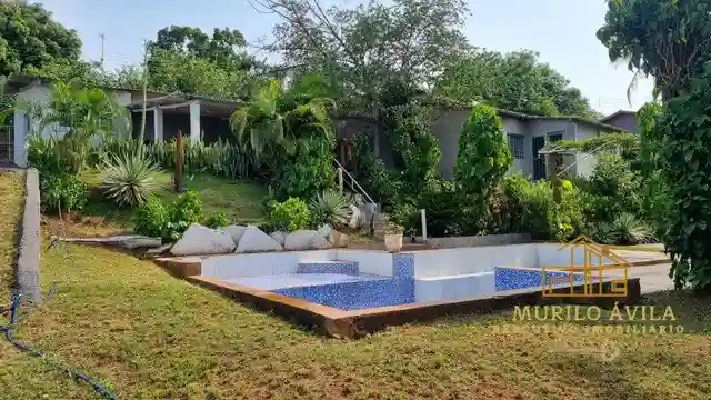 Fazenda / Sítio / Chácara com 3 quartos à venda, 1350m² — foto 1 de 19