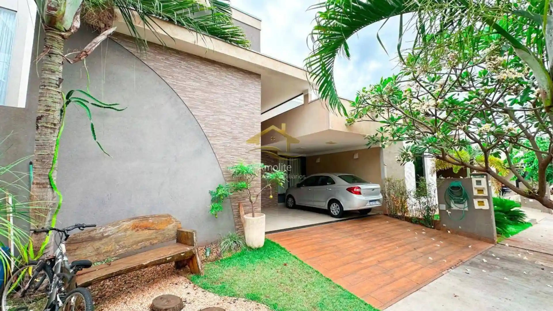 Casa de Condomínio com 3 quartos à venda, 171m² — foto 2 de 20
