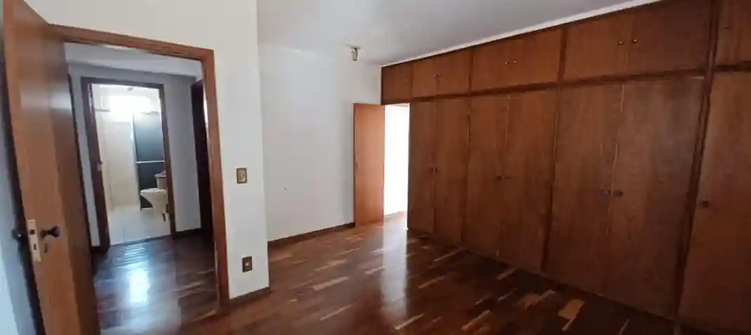 Apartamento com 3 quartos à venda, 145m² — foto 11 de 17