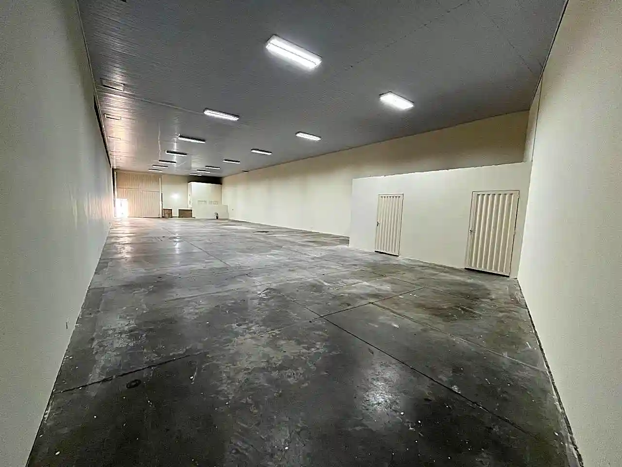 Loja / Salão / Ponto Comercial  para aluguel, 400m² — foto 5 de 17