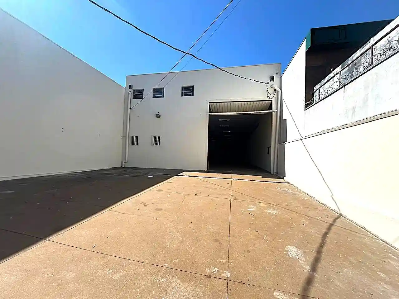Loja / Salão / Ponto Comercial  para aluguel, 400m² — foto 9 de 17