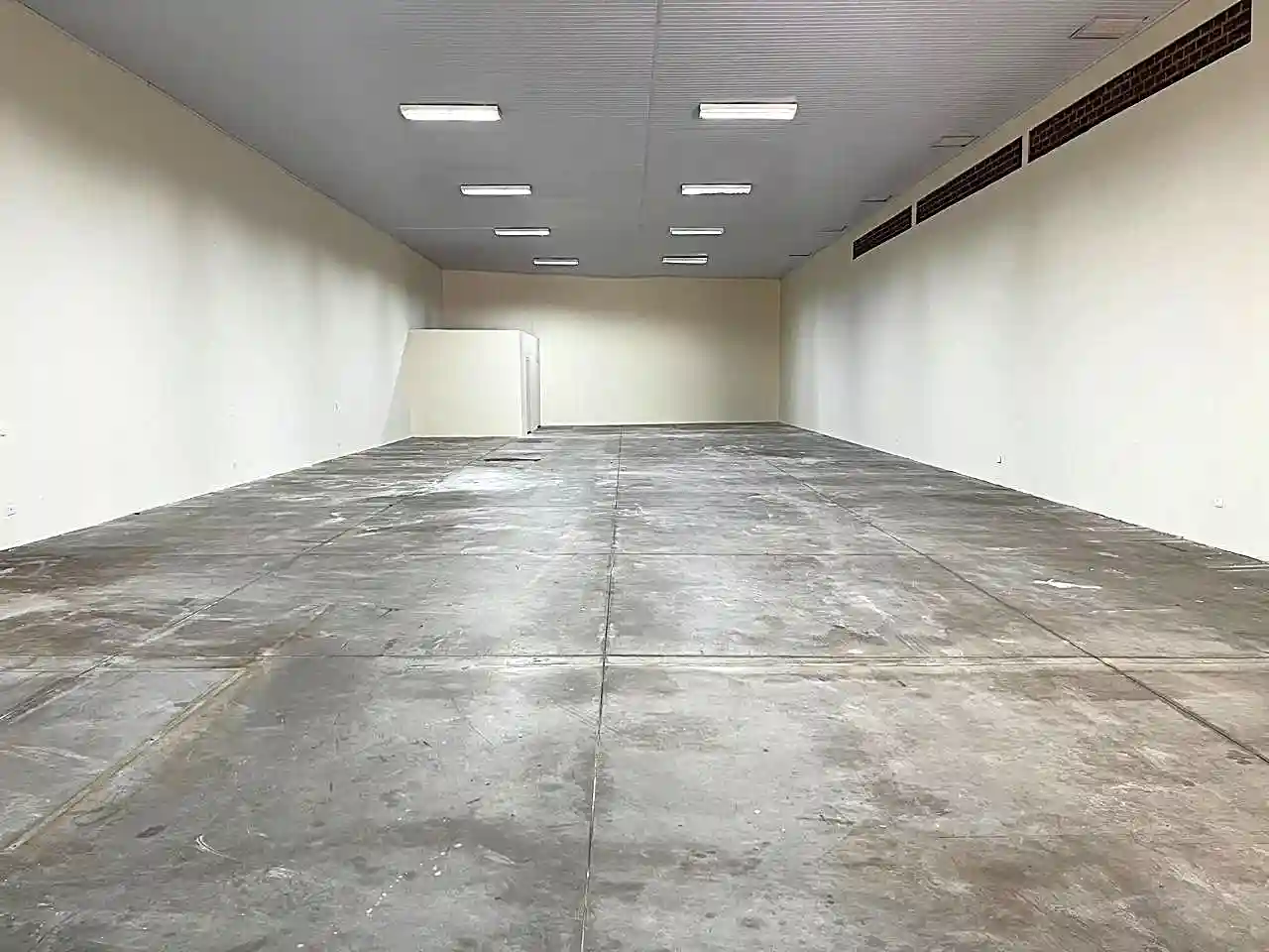 Loja / Salão / Ponto Comercial  para aluguel, 400m² — foto 3 de 17