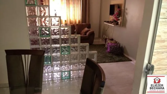 Casa à venda — foto 4 de 11