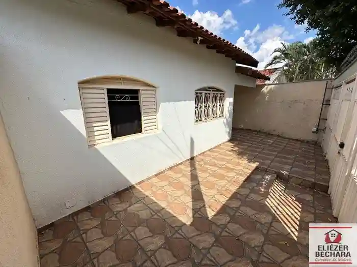 Casa com 3 quartos à venda, 160m² — foto 3 de 19