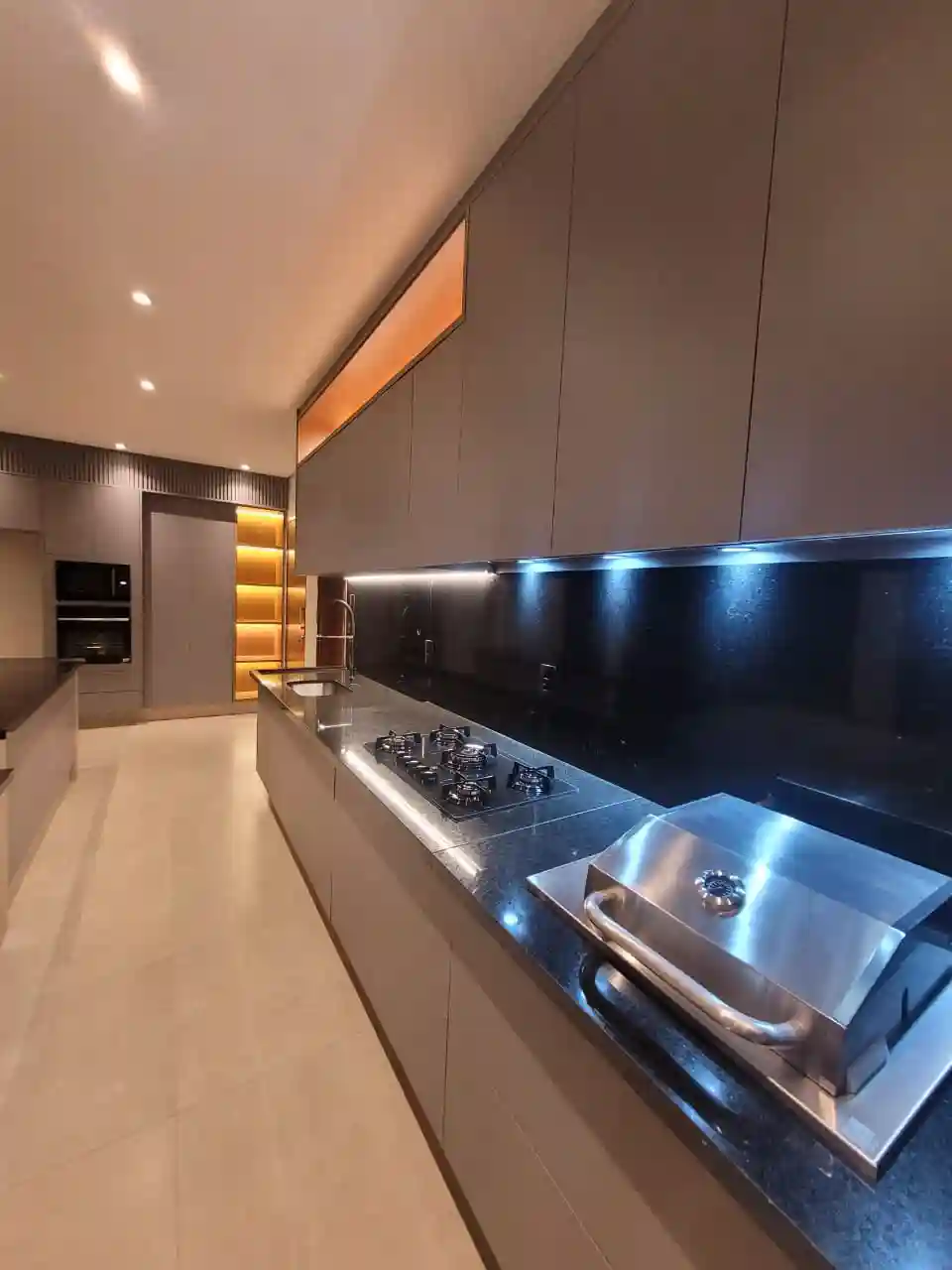 Casa de Condomínio com 3 quartos à venda, 405m² — foto 21 de 29
