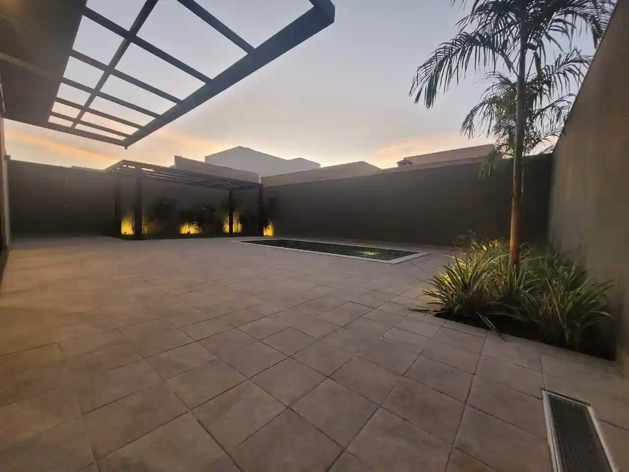 Casa de Condomínio com 3 quartos à venda, 405m² — foto 4 de 29