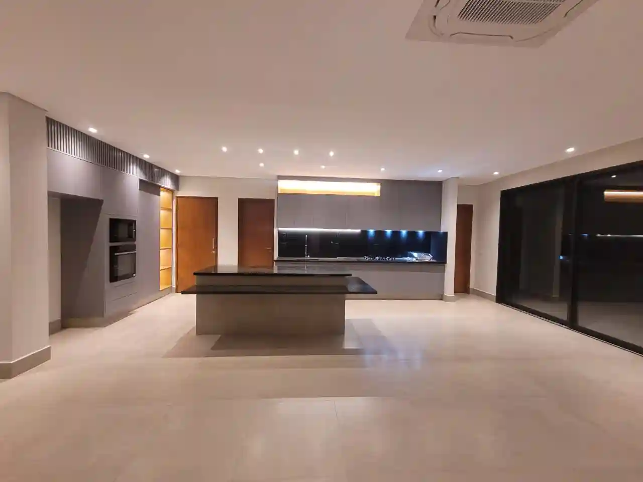 Casa de Condomínio com 3 quartos à venda, 405m² — foto 19 de 29