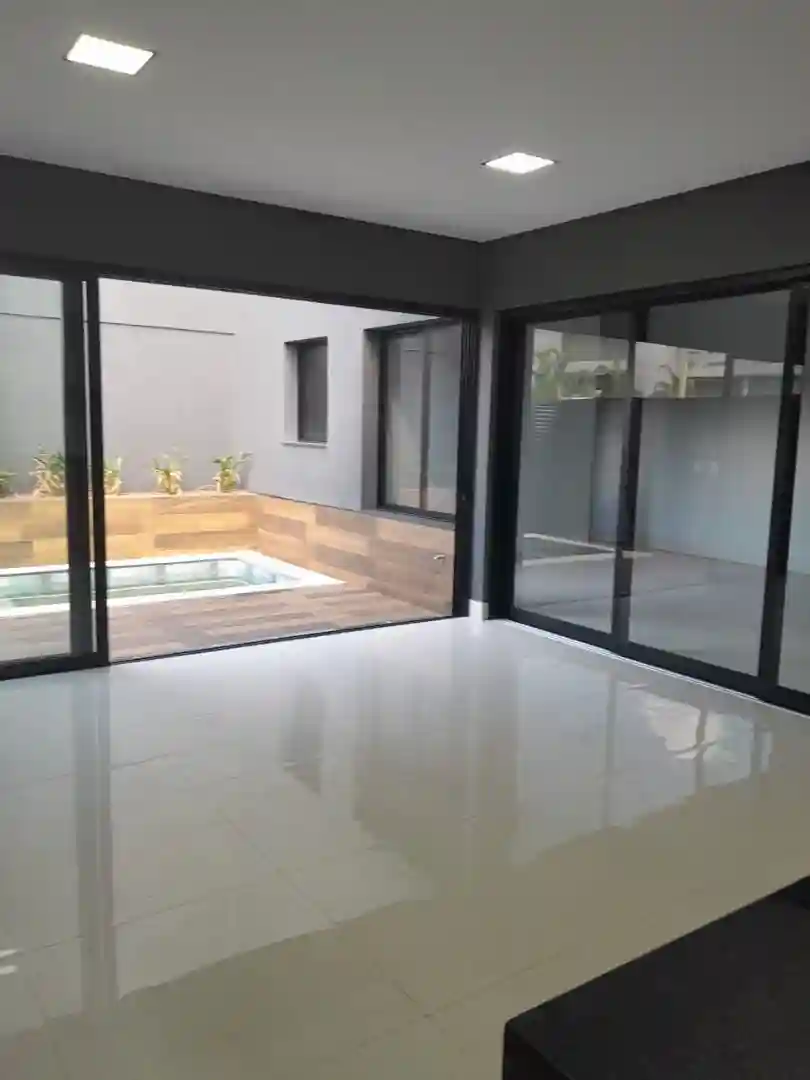Casa de Condomínio com 3 quartos à venda, 400m² — foto 11 de 15