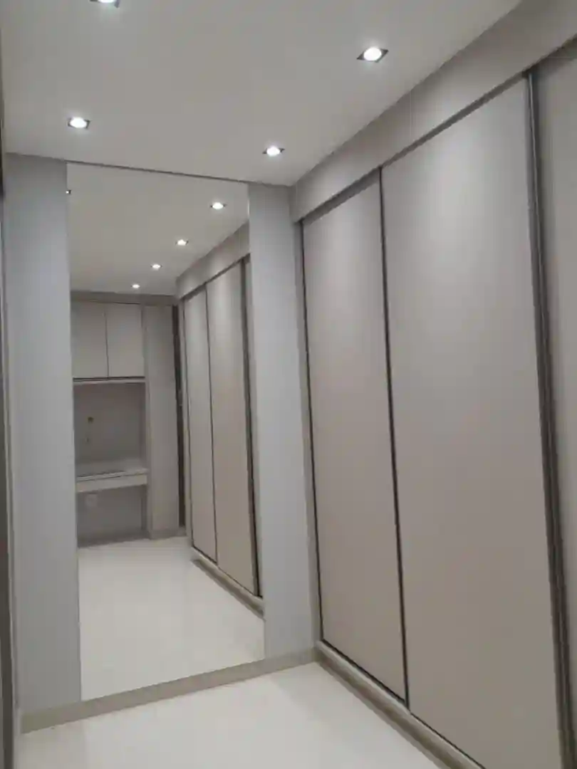 Casa de Condomínio com 3 quartos à venda, 400m² — foto 4 de 15