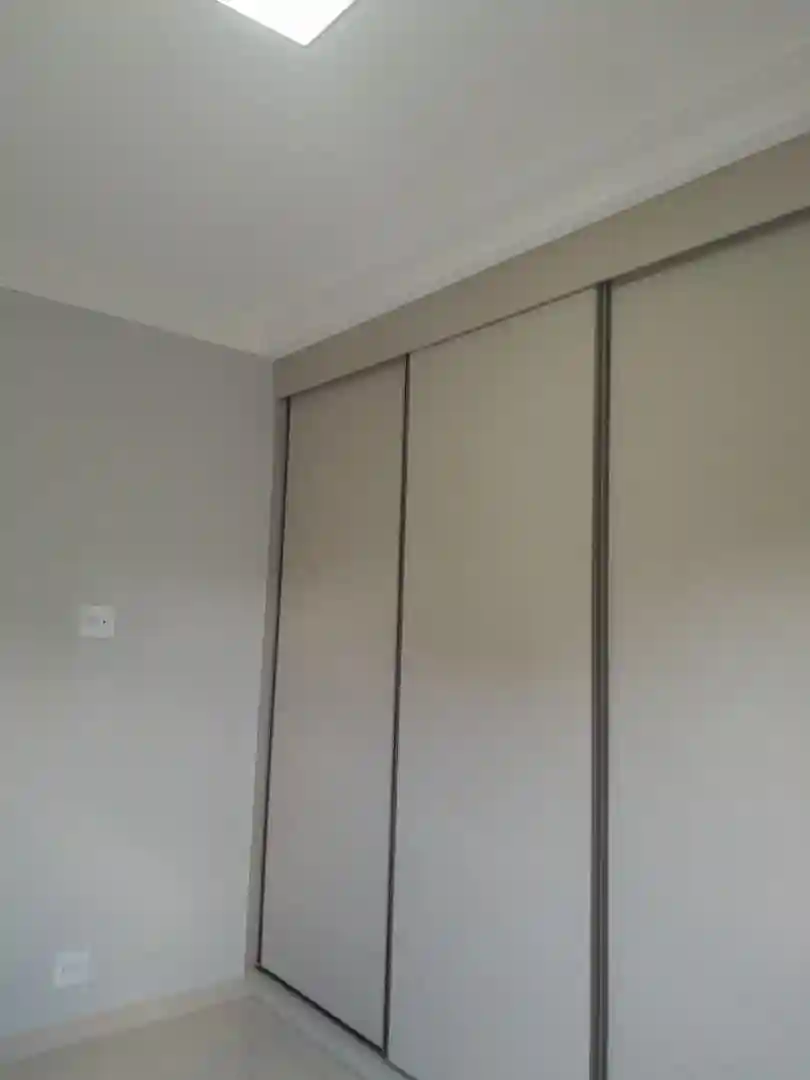 Casa de Condomínio com 3 quartos à venda, 400m² — foto 3 de 15