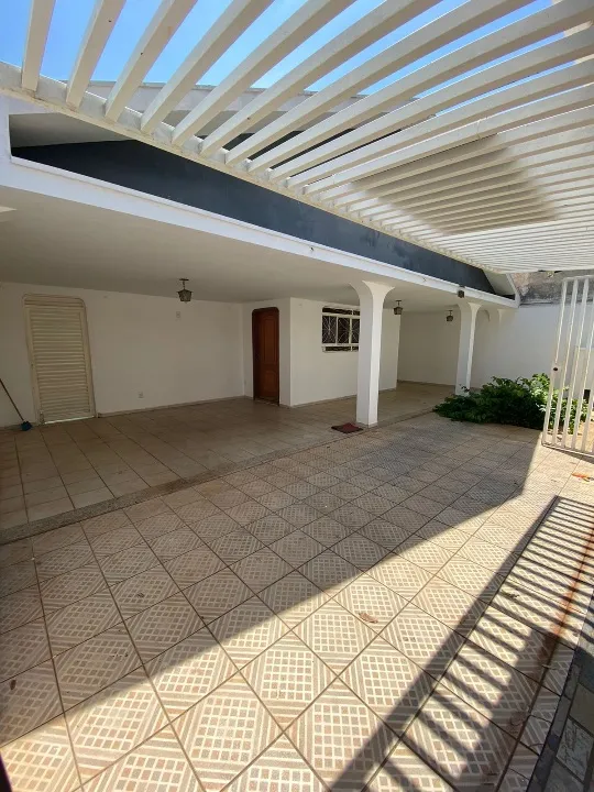 Imóvel Comercial à venda — foto 2 de 4
