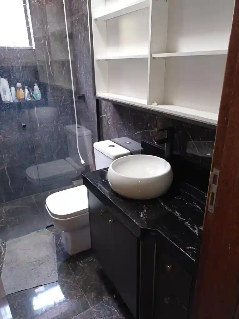 Casa com 2 quartos à venda, 224m² — foto 1 de 11