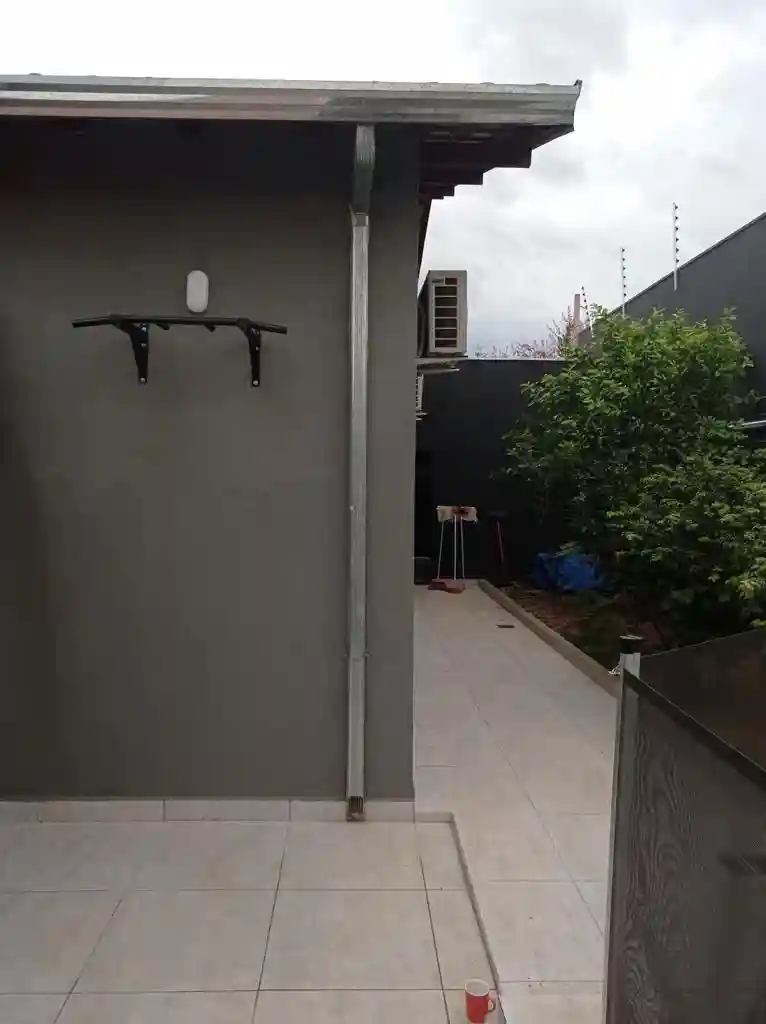 Casa com 2 quartos à venda, 224m² — foto 2 de 11