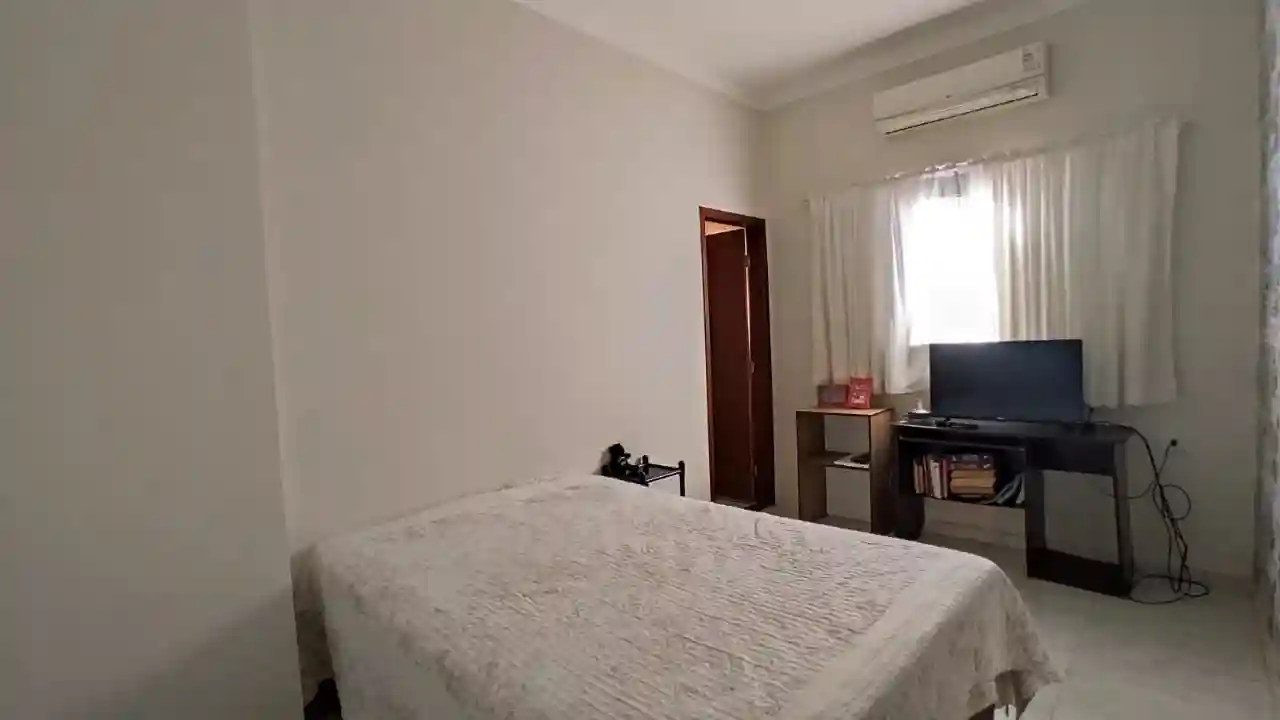 Casa de Condomínio com 4 quartos à venda, 276m² — foto 8 de 10
