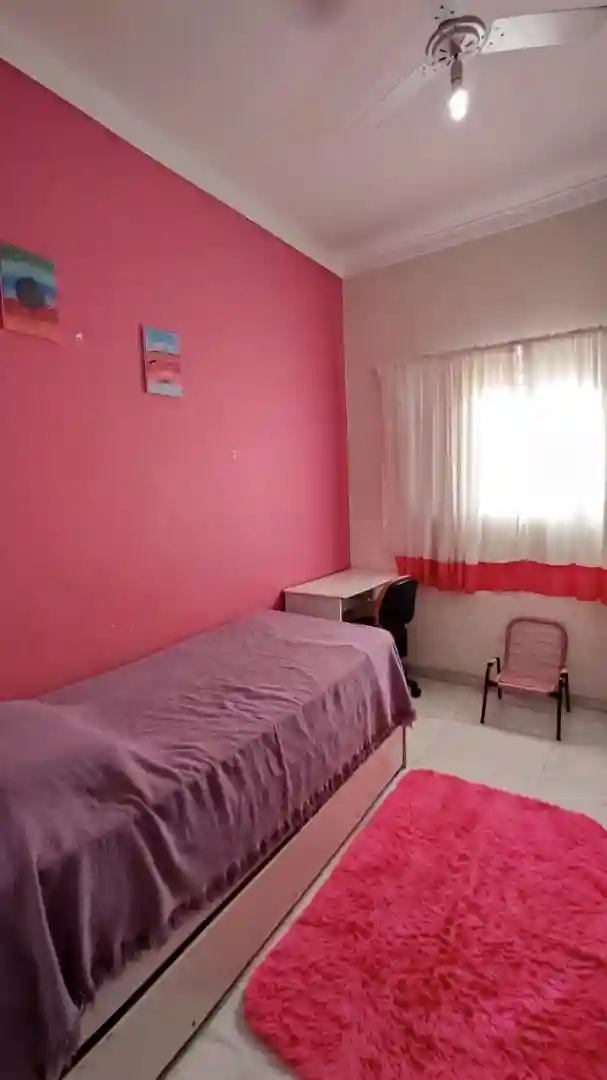 Casa de Condomínio com 4 quartos à venda, 276m² — foto 7 de 10