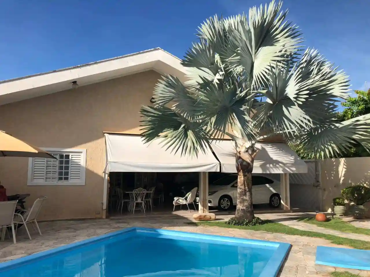Casa com 3 quartos à venda, 570m² — foto 3 de 23