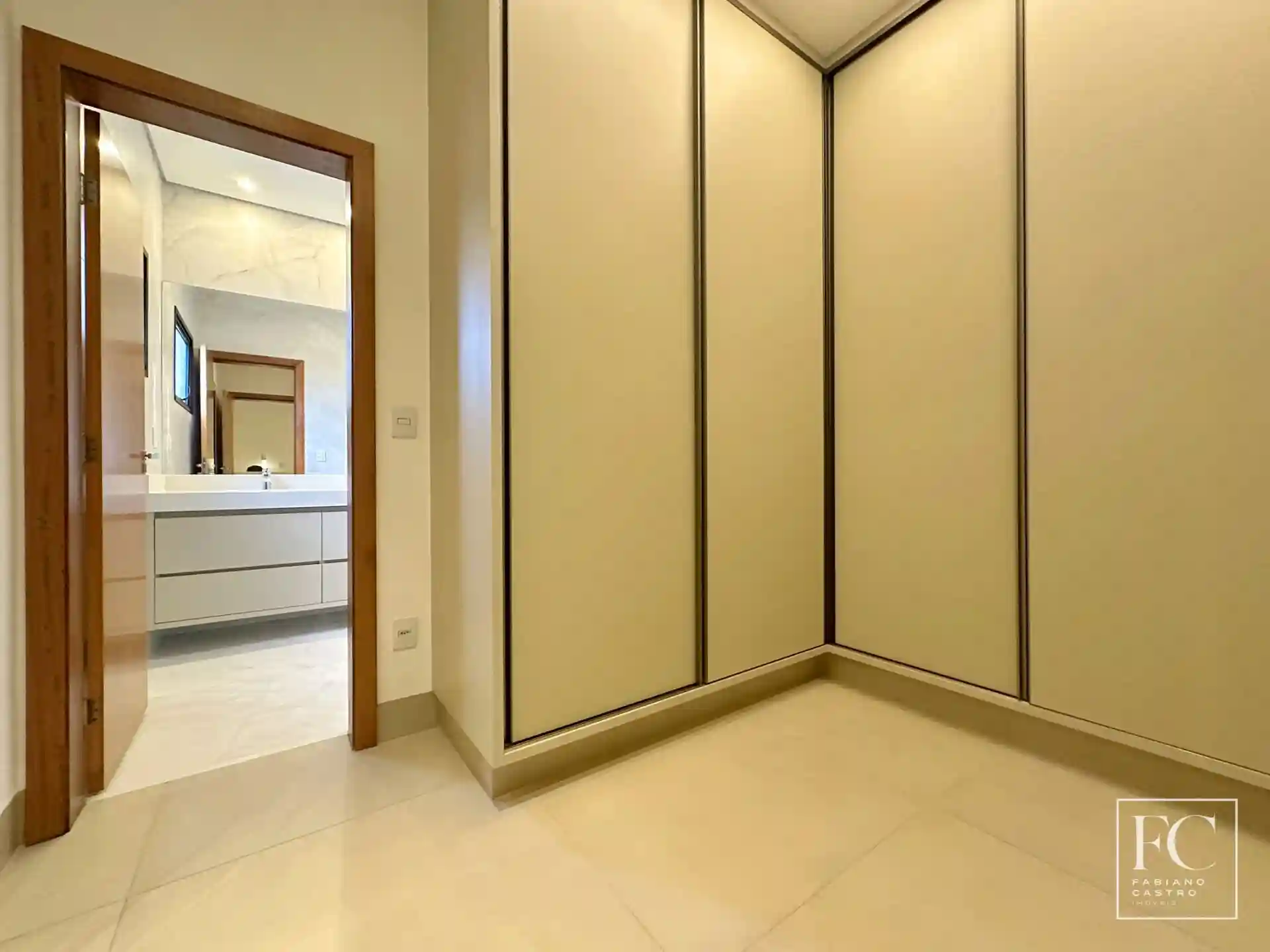 Casa de Condomínio com 3 quartos à venda, 235m² — foto 29 de 32