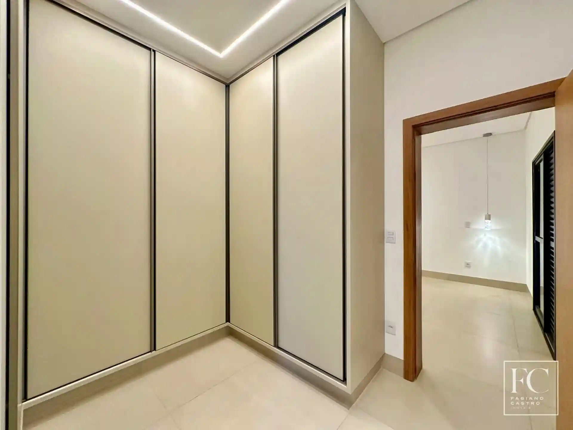 Casa de Condomínio com 3 quartos à venda, 235m² — foto 32 de 32