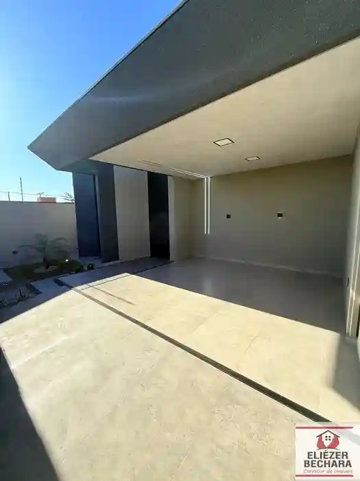 Casa com 3 quartos à venda, 130m² — foto 3 de 27