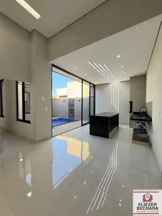 Casa com 3 quartos à venda, 130m² — foto 1 de 27