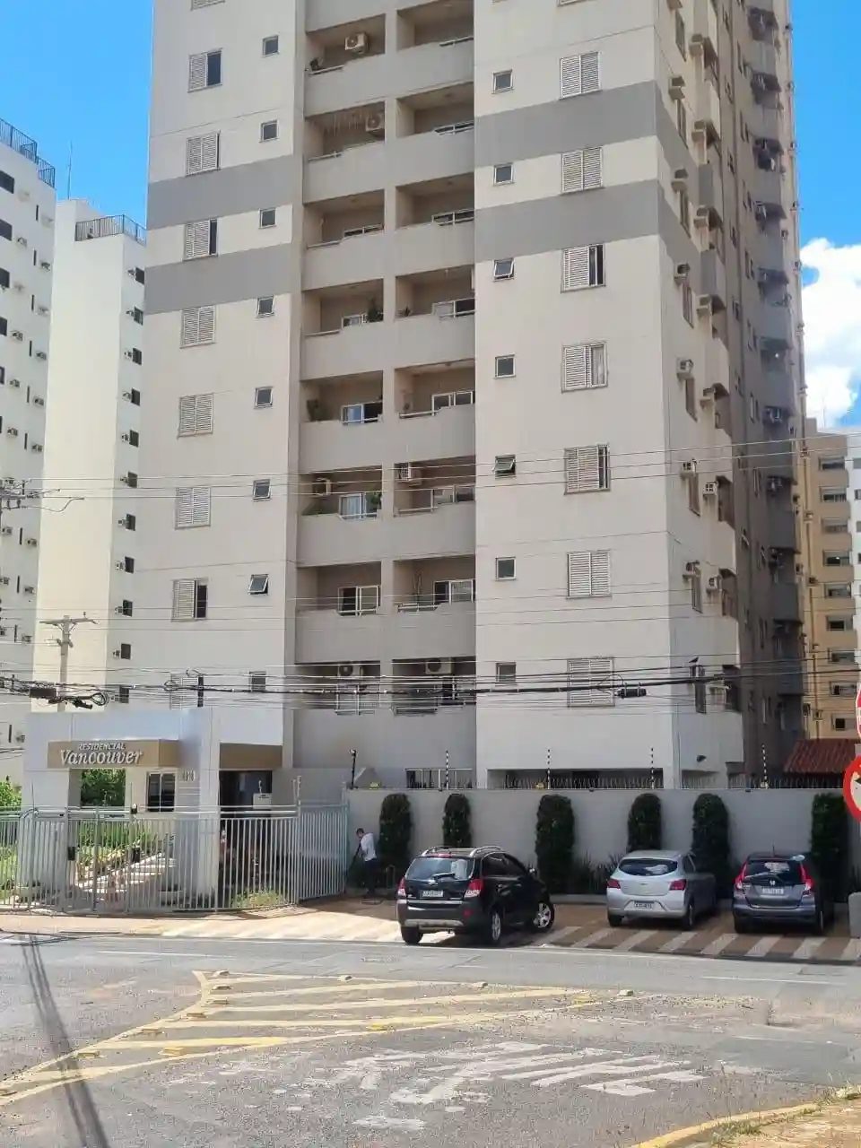 Apartamento com 3 quartos à venda, 127m² — foto 1 de 18