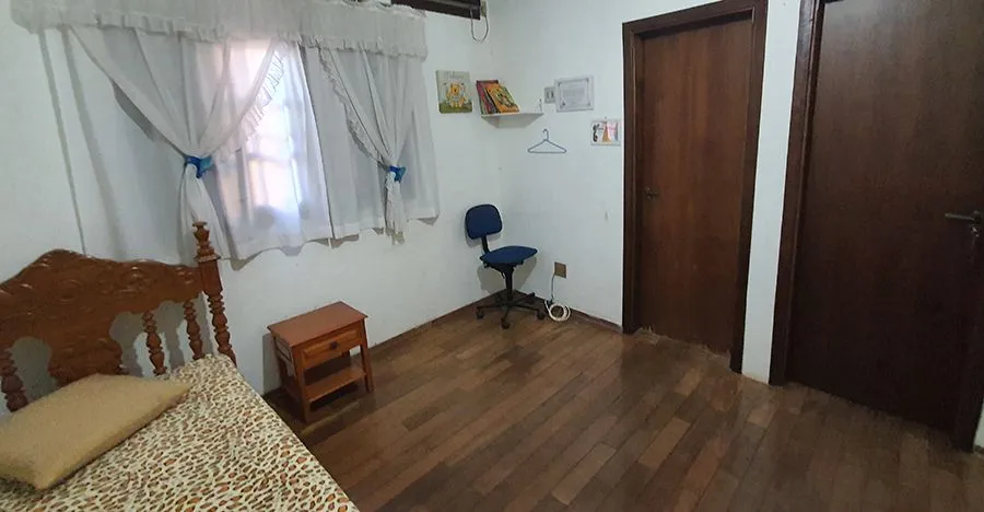 Casa à venda — foto 2 de 15