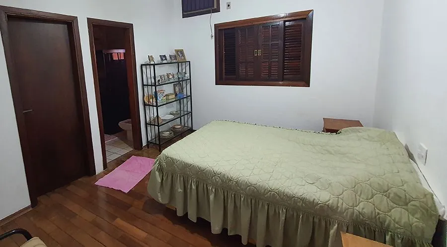 Casa à venda — foto 5 de 15