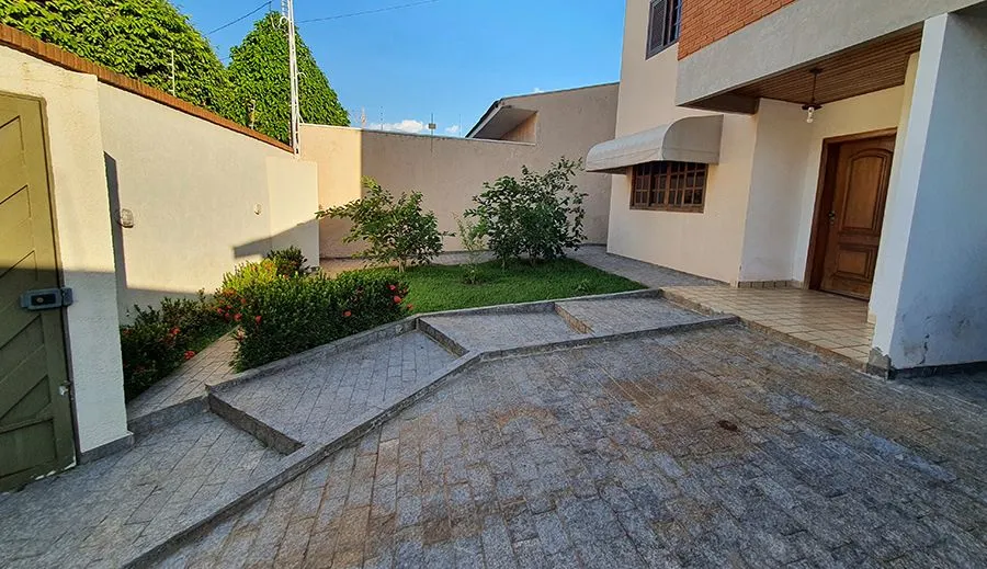 Casa à venda — foto 8 de 15