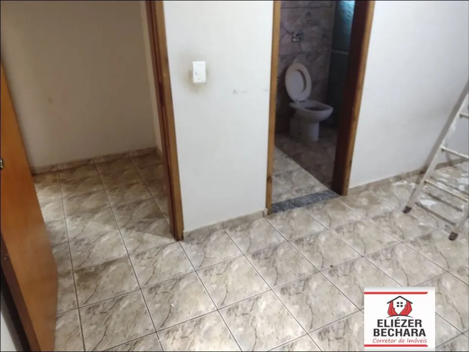 Casa à venda — foto 2 de 12