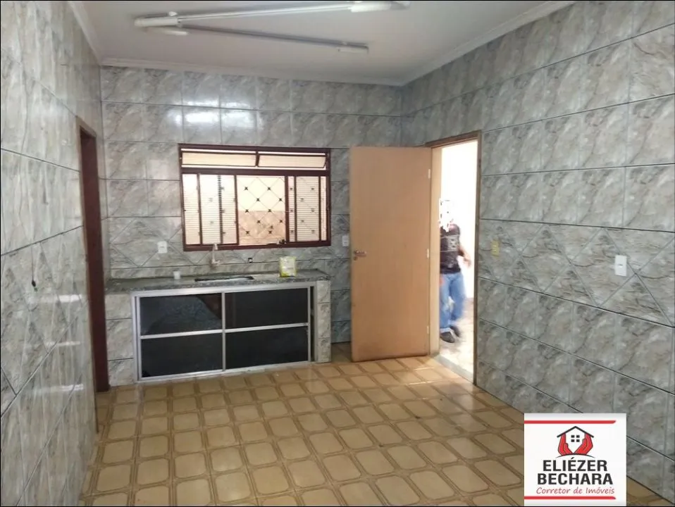 Casa à venda — foto 3 de 12