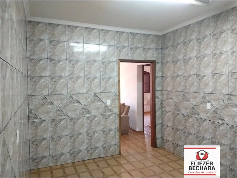 Casa à venda — foto 4 de 12