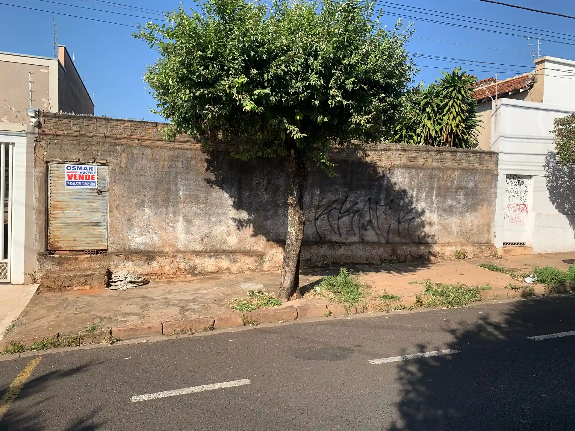 Terreno / Lote / Condomínio  à venda, 500m² — foto 1 de 2