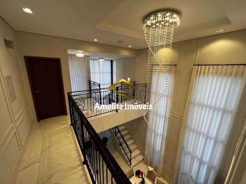 Casa de Condomínio com 3 quartos à venda, 250m² — foto 6 de 24
