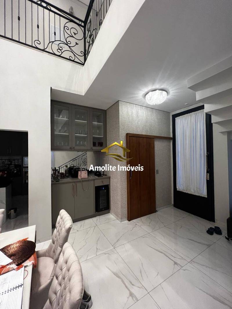 Casa de Condomínio com 3 quartos à venda, 250m² — foto 17 de 24