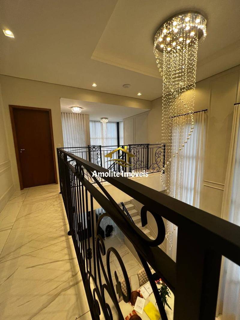 Casa de Condomínio com 3 quartos à venda, 250m² — foto 7 de 24