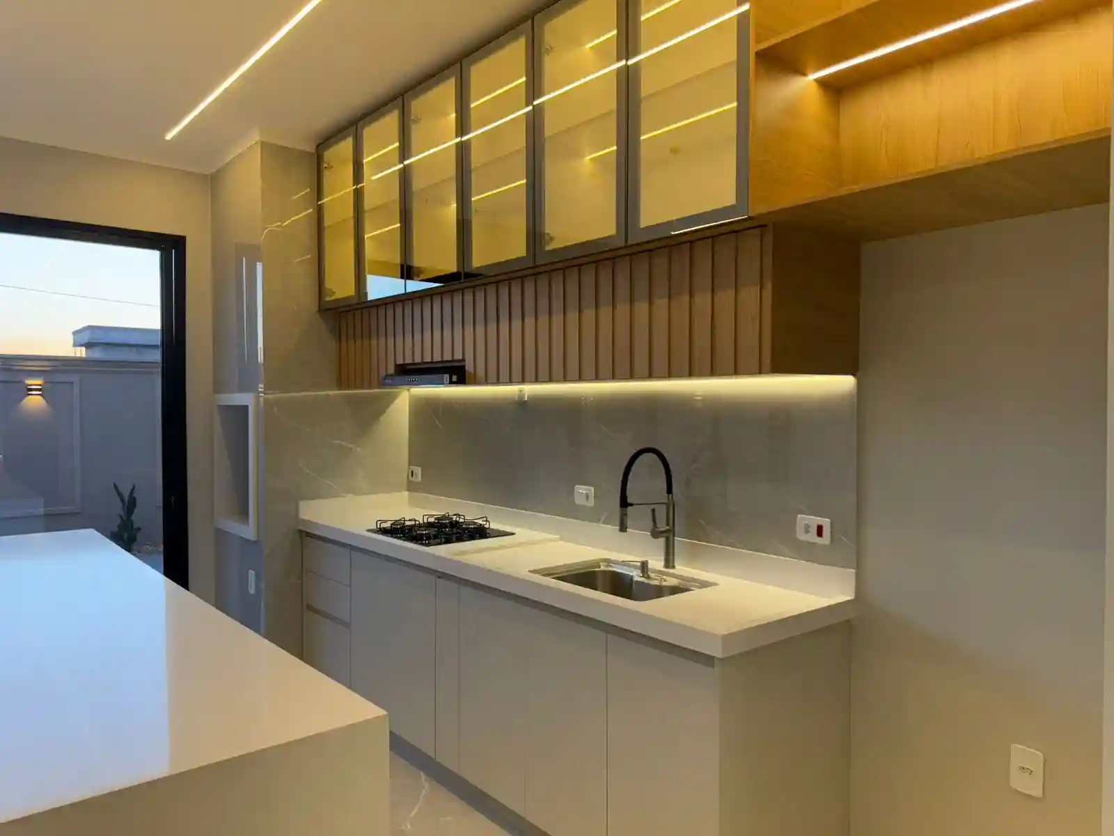 Casa com 3 quartos à venda, 210m² — foto 15 de 26
