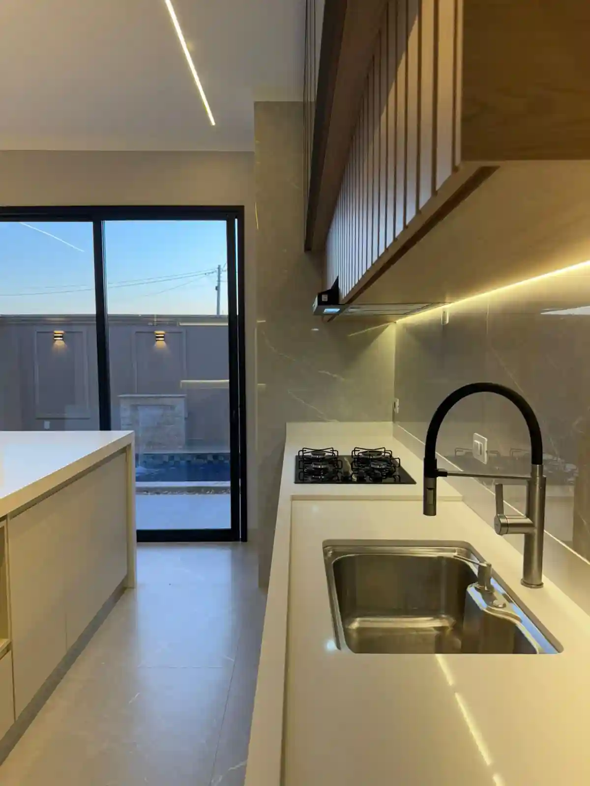 Casa com 3 quartos à venda, 210m² — foto 19 de 26