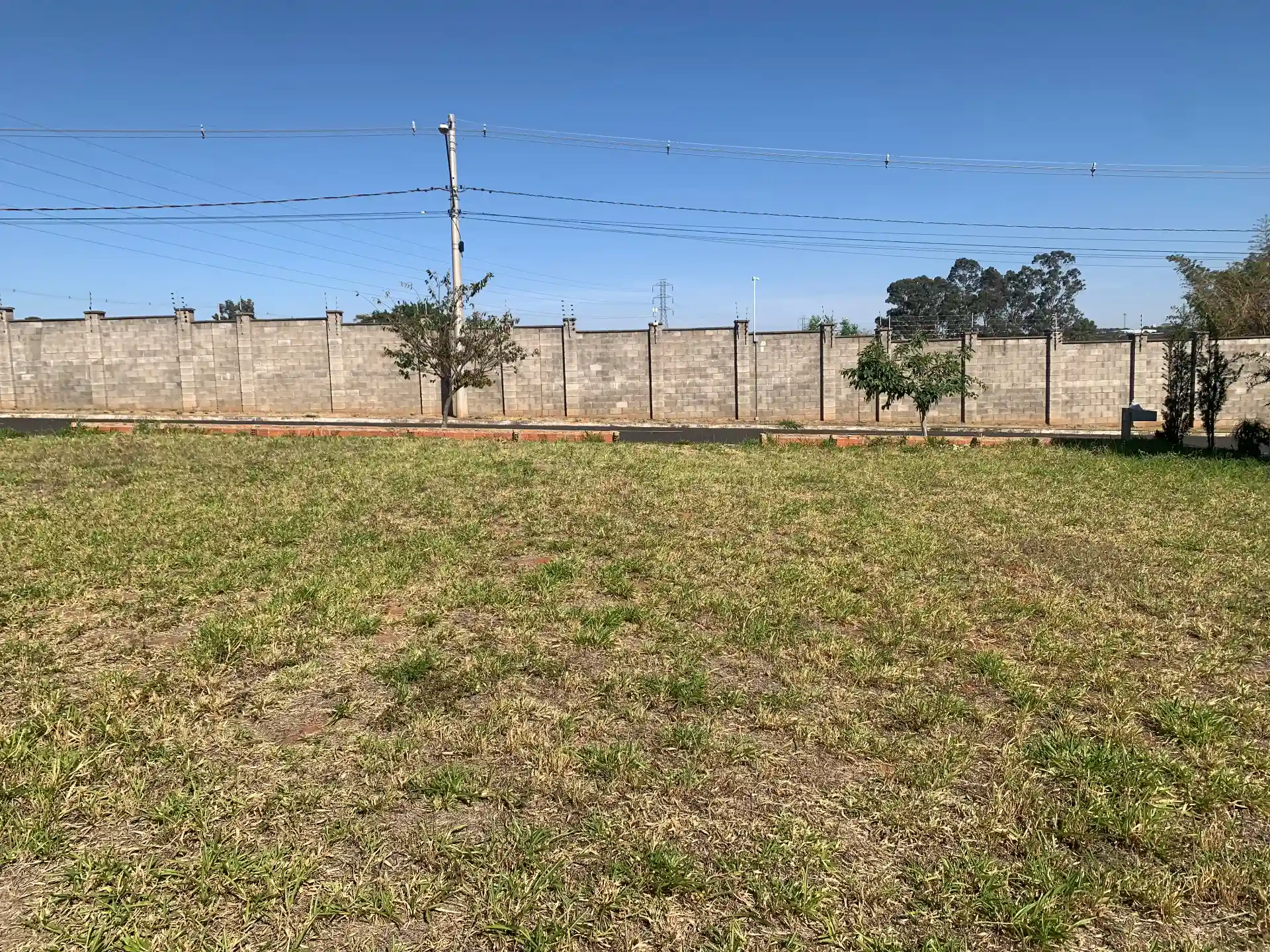 Terreno / Lote / Condomínio  à venda, 253m² — foto 19 de 22