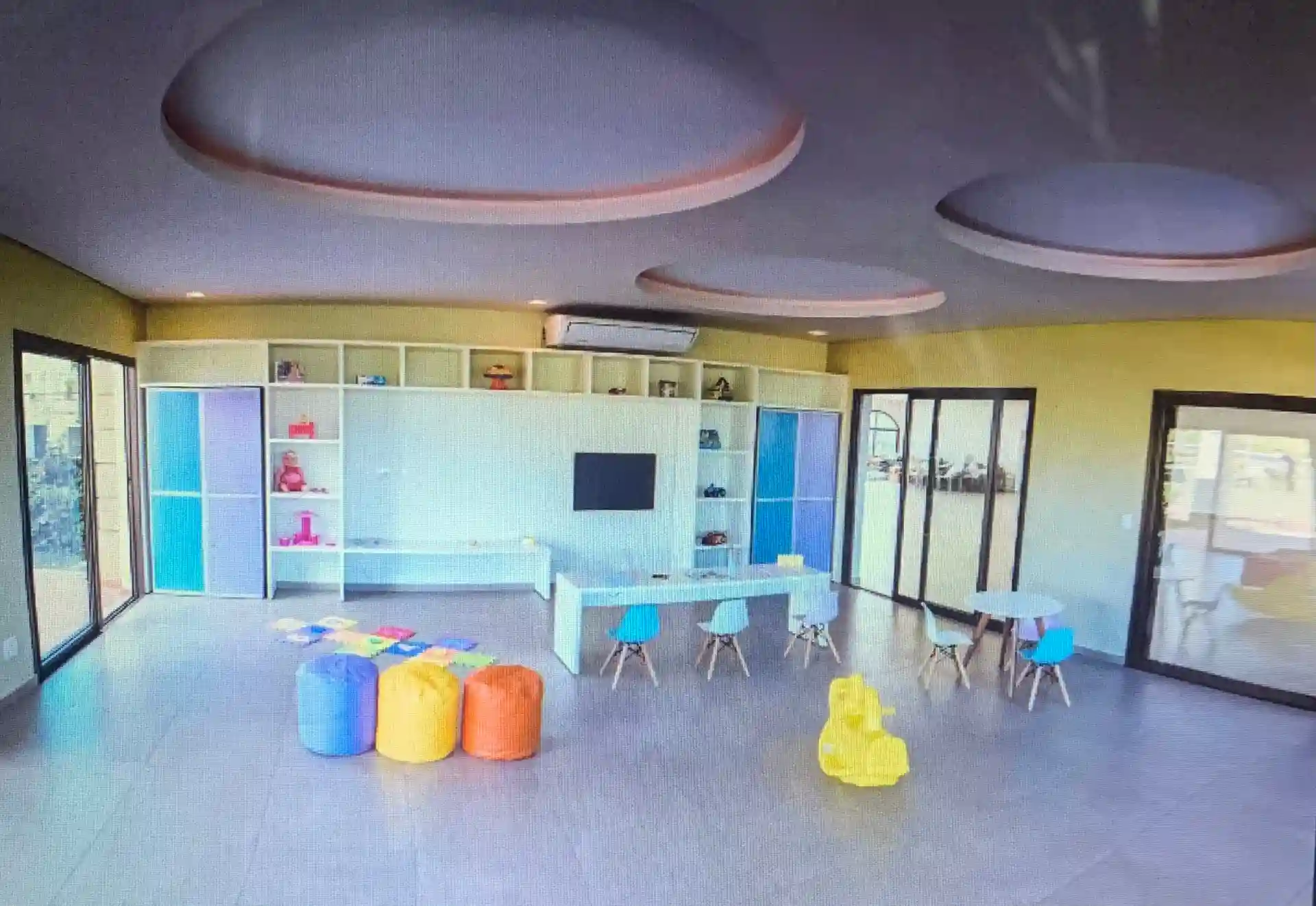 Terreno / Lote / Condomínio  à venda, 253m² — foto 16 de 22