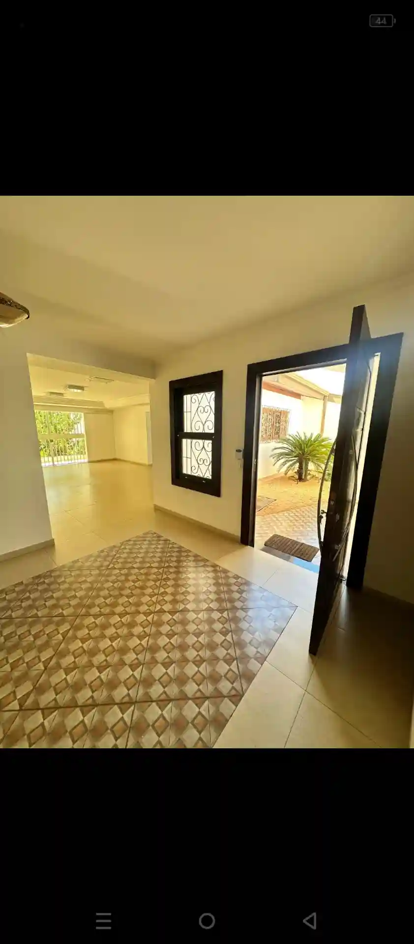 Casa Comercial com 10 quartos para aluguel, 550m² — foto 2 de 2
