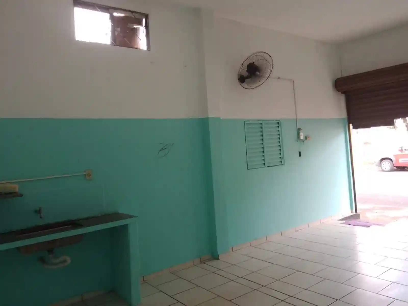 Loja / Salão / Ponto Comercial  para aluguel, 10m² — foto 3 de 6