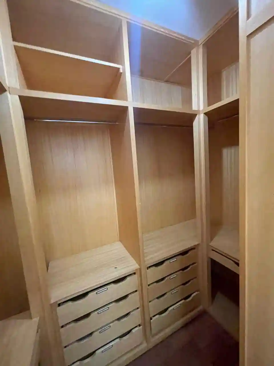 Casa de Condomínio com 4 quartos para aluguel, 350m² — foto 19 de 24