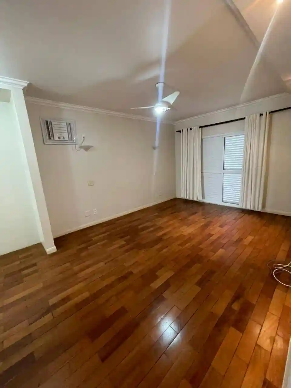 Casa de Condomínio com 4 quartos para aluguel, 350m² — foto 16 de 24
