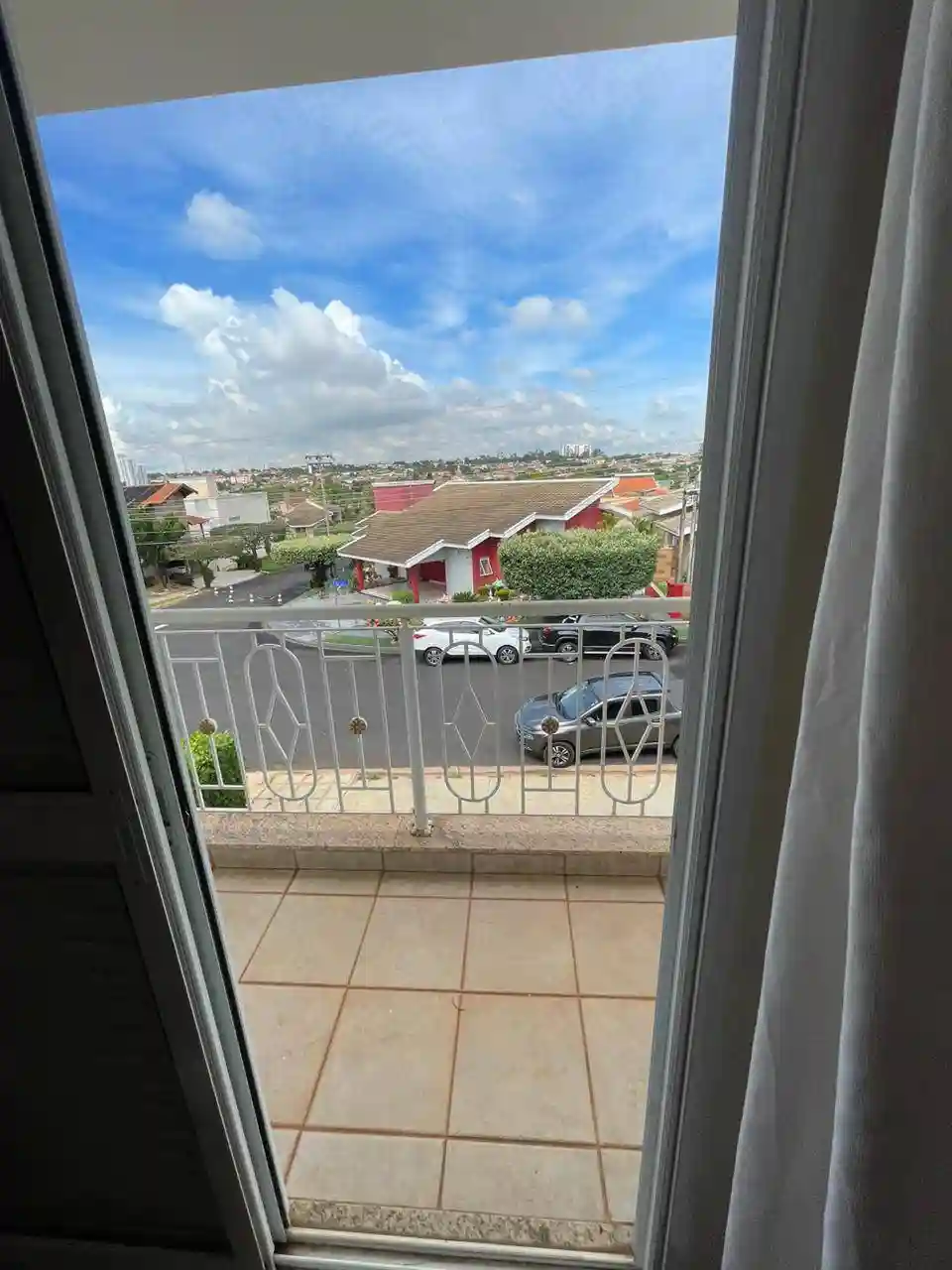 Casa de Condomínio com 4 quartos para aluguel, 350m² — foto 22 de 24